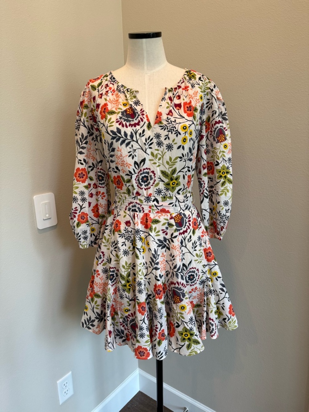 Velvet by Graham & Spencer White Floral V-Neck Mini Dress